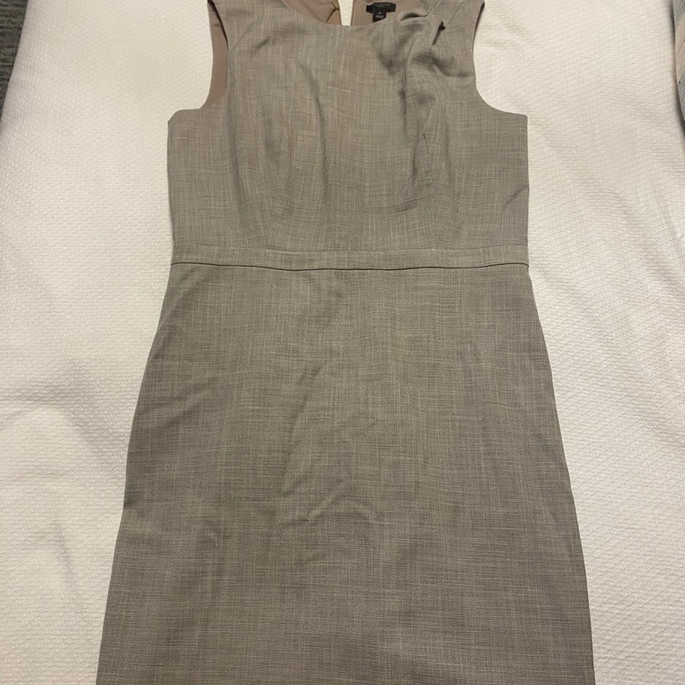 Ann tailor 8p shift dress